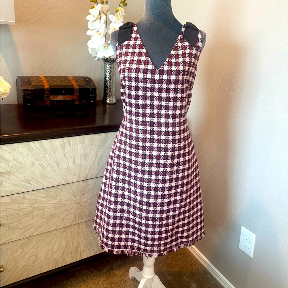 Kate Spade Tweed Dress EEUC(Like New) Size 12. Beautiful bow detail @ shoulders